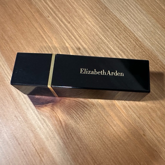 Lipstick - Picture 2 of 3